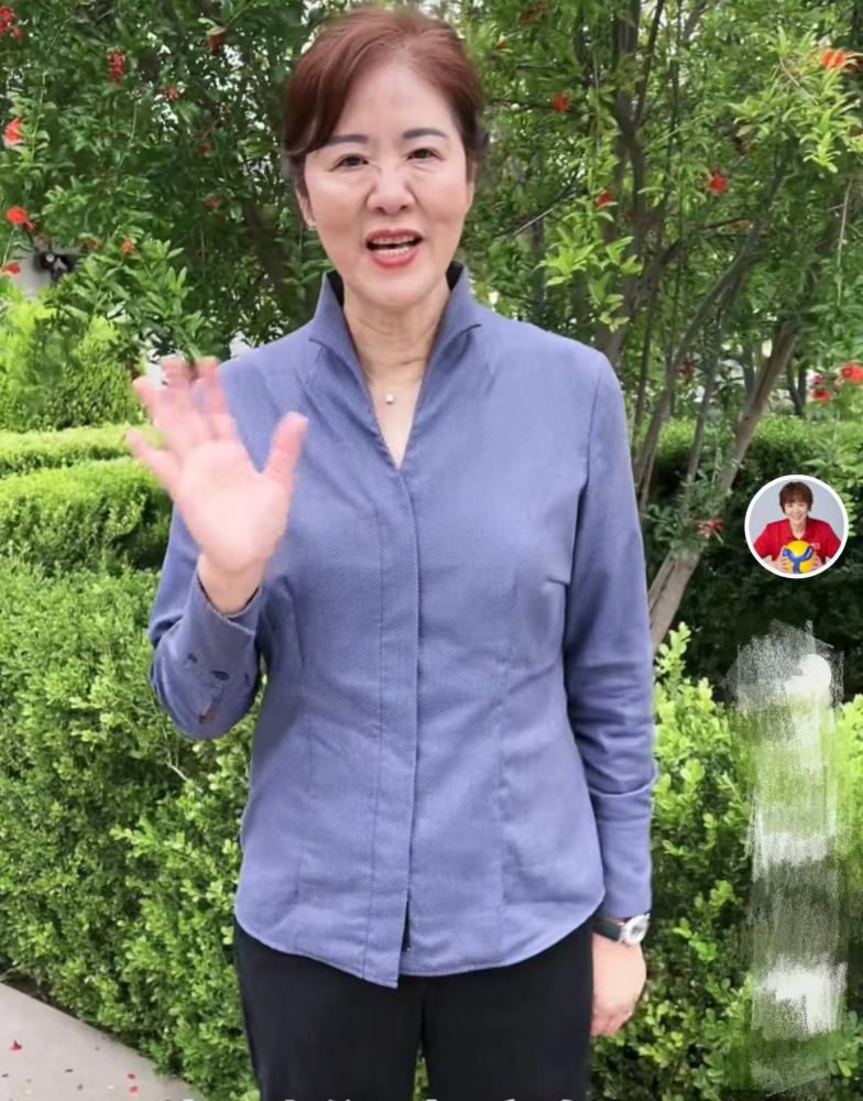 安村是一个真实存在的故事。在福建泉州的一个小村上，曾有一个目生的女人，带着她的三个孩子来到这个不为人知的小村，可是不久，这个女人却独自分开了小村。 村平易近唯一的回想，就是这个女人服装时兴，身上却又伤痕累累，她的三个孩子，在女人分开后不久，不知所踪……狠心的母亲和无助的孩子之间，事实埋没了一个如何的故事？ 本片按照真实事务改编，折射现今社会留守儿童的走向，呼吁社会配合关爱留守儿童这一弱势群体，进而改良留守儿童的窘境。